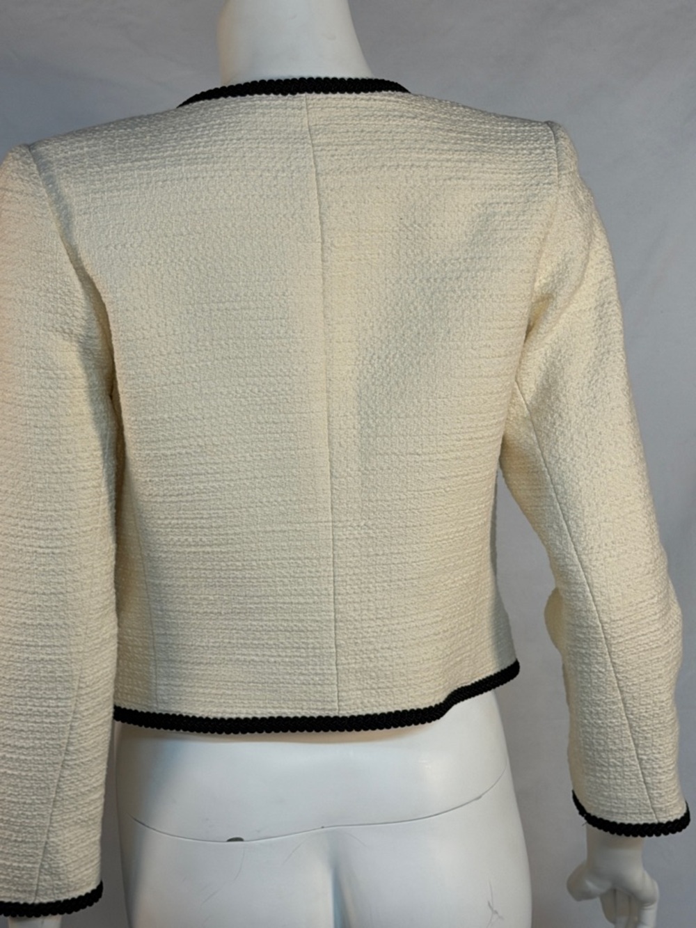 Derek Lam Cream Bouclé Cropped Jacket with Black Trim and Gold Accents - Picture 7 of 10